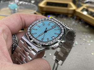 Montre automatique de luxe pour homme avec mouvement NH35, cadran style diamant et bracelet en acier inoxydable - Product Image 5