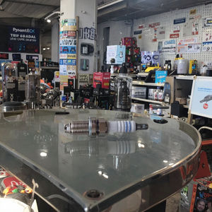 Nuova Candela Tedesca F7LDCR per Motori a Benzina <span class=keywords><strong>VW</strong></span> - <span class=keywords><strong>Ricambi</strong></span> Auto - Product Image 1