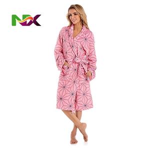 <span class=keywords><strong>Disfraz</strong></span> <span class=keywords><strong>de</strong></span> Cosplay <span class=keywords><strong>de</strong></span> Anime Kamado Nezuko Tanjirou, Bata <span class=keywords><strong>de</strong></span> Baño <span class=keywords><strong>de</strong></span> Felpa Coral Tomioka Giyuu, Bata, Capa - Product Image 2