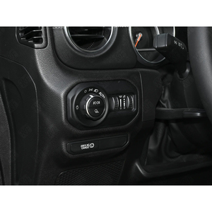 Pick-up Wrangler Derivé Gladiator pour le transport de vélos, de matériel nautique, pour les voyages en camping-car, les loisirs en plein air et l'utilisation sur les chantiers - Product Image 3