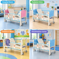 Base de matelas imperméable avec barrière verticale intégrale pour lit d'hôpital pédiatrique, idéale pour les soins hospitaliers des enfants