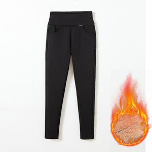 <span class=keywords><strong>Pantaloni</strong></span> invernali <span class=keywords><strong>in</strong></span> pile caldo da <span class=keywords><strong>donna</strong></span> <span class=keywords><strong>pantaloni</strong></span> spessi <span class=keywords><strong>in</strong></span> velluto <span class=keywords><strong>pantaloni</strong></span> a matita elastici neri <span class=keywords><strong>in</strong></span> Cashmere <span class=keywords><strong>elastico</strong></span> a <span class=keywords><strong>vita</strong></span> alta Plus Size 5XL - Product Image 5