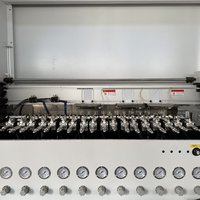 Machine de chantournage automatique à commande PLC avec moteur pour le travail du bois en contreplaqué