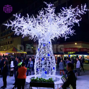 Giant <b>Outdoor</b> Metal <b>Tree</b> Sculpture <b>Light</b> for Christmas Resorts City Squares Parks and Commercial Festive Displays - Product Image 5