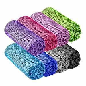 Serviette de sport la plus vendue pour les voyages en plein air, en microfibre rafraîchissante avec logo personnalisé, technique de tricotage - Product Image 1