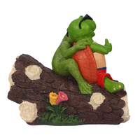 Patung Katak Lucu yang Berpelukan, Model Figurine Resin untuk Saluran Air, 1 Buah, Dilukis Tangan, Ornamen Taman Luar Ruangan yang Modis