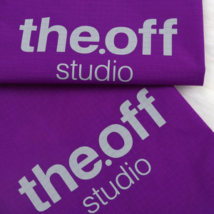 Bán Buôn OEM Biểu Tượng Tùy Chỉnh <span class=keywords><strong>Nylon</strong></span> Dây Kéo Bao Bì <span class=keywords><strong>Pouch</strong></span> Bền Ổn Định Giày Khăn Mua Sắm Đóng Gói Polyester Túi Bụi Túi - Product Image 3