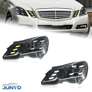 ไฟหน้า LED รุ่นอัพเกรด Junyo สำหรับรถยนต์ E Class W212 พร้อมเลนส์ไฟวิ่งกลางวันและไฟหน้าที่ให้แสงสว่างสูง - Product Image 1