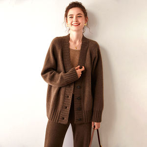 <span class=keywords><strong>Cardigan</strong></span> in Cashmere da <span class=keywords><strong>Donna</strong></span> 2024, Maglione <span class=keywords><strong>Oversize</strong></span> con Bottoni Frontali, Scollo a V, <span class=keywords><strong>Cardigan</strong></span> in Cashmere e Lana Morbido - Product Image 1