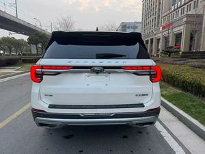 <span class=keywords><strong>Ford</strong></span> Explorer: Legendaria Herencia de SUV, Rendimiento Moderno. Diseñado para Explorar Más Allá del Horizonte. - Product Image 6