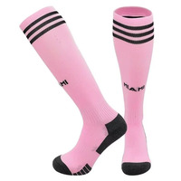 Chaussettes de sport en gros de haute qualité 100 % coton écologiques pour femmes avec logo sur le revers