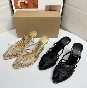 ZA Factory 2026 Women's Elegant New European American Fashion French Elegant Middle Heel Baotou One-Character Outdoor Summer - Product Image 5