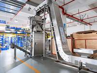 Machine d'emballage automatique multifonctionnelle pour le conditionnement et le scellage de sachets alimentaires, équipement d'emballage sous film haute efficacité