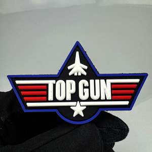 Écusson Tactique à Broche TOP GUN 2 en Silicone Écologique Résistant à l'Eau 3D PVC 9x8cm - Product Image 4