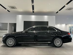 <span class=keywords><strong>Mercedes</strong></span>-<span class=keywords><strong>Benz</strong></span> E300L Fashion Edition 2022 Usado, 40000 KM, Sin Accidentes, Sedán de Lujo - Product Image 3