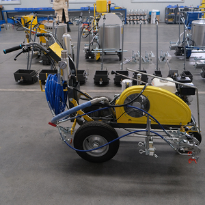 ماكينة وضع علامات خطوط الطرق بدون هواء بضغط عالي تعمل بالضغط اليدوي من المصنع ، مسدس مزدوج مع محرك 5.5 حصان تدفق 12 لتر - Product Image 3