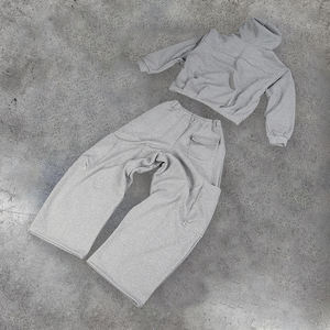 Ensemble survêtement en molleton de coton français surdimensionné à double couche, coupe ample et évasée, personnalisé pour hommes - Product Image 3