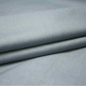 घरेलू वस्त्र के लिए छलावरण कपड़ा मध्यम वजन विरोधी स्टेटिक पे लेपित पॉलिएस्टर/रैयन हाई ड्रापिंग - Product Image 2