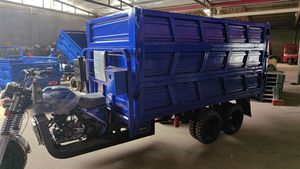 Motocyclette 350cc adaptée au transport de marchandises, motocyclette agricole à <span class=keywords><strong>neuf</strong></span> roues avec caisse de chargement haute - Product Image 1