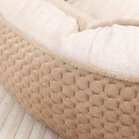 Geprägtes, kreatives, vollständig bequemes Hundebett, Katzenhütte, Haustiermatte, einfarbiges Muster, geräumiges Hundebett, Zwinger