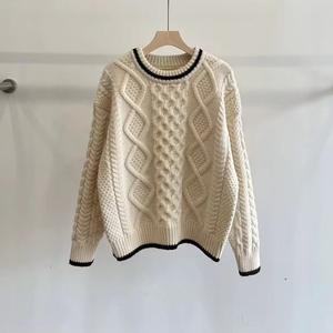 Suéter de lana de invierno con cuello redondo coreano de lujo al por mayor, prendas de punto informales de otoño, prendas de punto frontales informales de lujo con cuello redondo al por mayor - Product Image 4