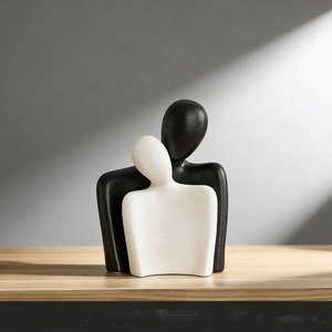Pequeña Figura Decorativa <span class=keywords><strong>de</strong></span> Cerámica, Escultura <span class=keywords><strong>de</strong></span> Porcelana <span class=keywords><strong>de</strong></span> Pareja Abrazada, para Sala <span class=keywords><strong>de</strong></span> Estar, Oficina, Dormitorio, Estante, <span class=keywords><strong>Mesa</strong></span>, Escritorio - Product Image 3