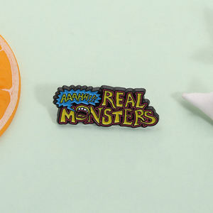Spilla in Smalto Morbido con Motivo Mostro Cartoon, Arte Pop Culturale, Gioiello Regalo all'Ingrosso - Product Image 2