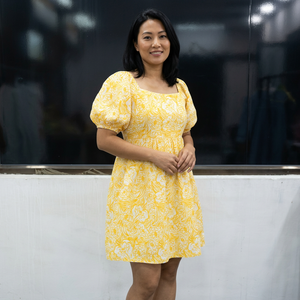 Abito Mini <span class=keywords><strong>Giallo</strong></span> con Stampa Floreale, Maniche a Sbuffo, Scollo Asimmetrico, <span class=keywords><strong>Classico</strong></span> Casual Estivo in Cotone Intrecciato - Product Image 2