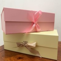 Boîtes cadeaux élégantes avec fermeture magnétique, couvercle rabattable, carton rigide haut de gamme, boîtes cadeaux pliables en papier pour l'emballage