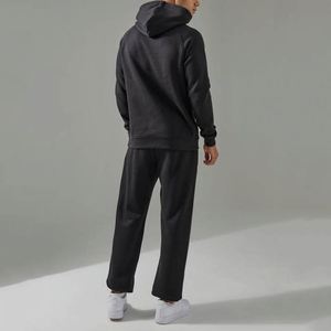 Sweat-shirt à capuche à manches raglan noires, pantalon de jogging à jambe droite, look minimaliste simple, logo personnalisé, ensemble de survêtement deux pièces pour homme - Product Image 2