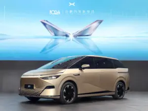 Xiaopeng Xpeng X9 High-end Chinese New Energy Electric Vehicles And Commercial Vehicles MPV Multipurpose Vehicle