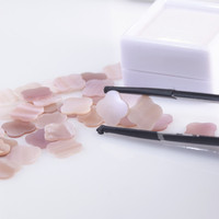 Prix de gros d'usine vadrouille rose trèfles à quatre feuilles coquille rose naturelle nacre trèfle perle pierre pour la fabrication de bijoux