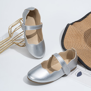 Nouvelles chaussures plates en cuir PU pour enfants, confortables pour les mini fashionistas, chaussures plates unies pour enfants - Product Image 6