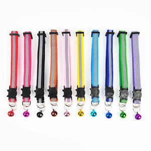 Collares Reflectantes para Gatos de Poliéster con Hebilla de Seguridad y Cascabeles, Collar para Gatitos con Etiqueta para Nombre, Ajustable y Moderno - Product Image 3
