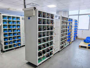 Probador de Envejecimiento de Cargadores y Descargadores de Ahorro Energético 60V 40A 50A 100A, 12/24 Canales con Función de Prueba de Temperatura PC+Rack - Product Image 4