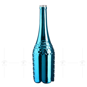 Botella de Vidrio Cuadrada Dorada con Etiqueta Personalizada para Ginebra, <span class=keywords><strong>Vodka</strong></span> de 700 ml, Logotipo en Relieve Dorado y <span class=keywords><strong>Azul</strong></span>, Tapa de Rosca para Bebidas - Product Image 6