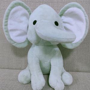 Peluche Éléphant en Peluche de 25 cm avec Remplissage 100% Coton PP Blanc pour Décorations de Fête de Diplôme Convivial pour les Enfants - Product Image 3