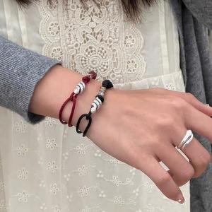 สร้อยข้อมือเชือกเงินแท้ลายงูและมังกร สีแดงดำ ของขวัญเครื่องประดับสำหรับทุกเพศ - Product Image 1