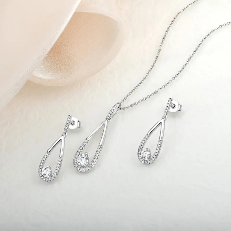 Lussuosa vendita calda di lusso 925 argento display tendenza goccia d'acqua orecchino collana zircone set di gioielli da sposa per le donne