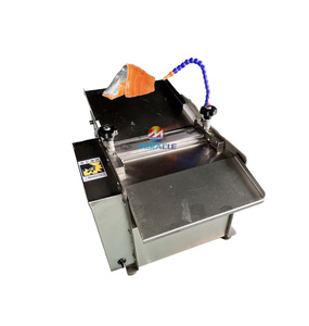 Squamatrice Elettrica da Tavolo per Pesci, per la Rimozione della Pelle di Merluzzo e Merluzzo Sole in Ambienti di Lavorazione <span class=keywords><strong>del</strong></span> <span class=keywords><strong>Pesce</strong></span> - Product Image 5