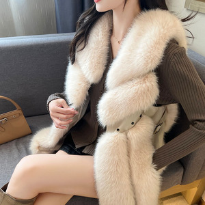 Gilet long en fausse fourrure pour femme, sans manches, chaleur hivernale, gilet patchwork en fausse fourrure, veste d'extérieur tendance - Product Image 3