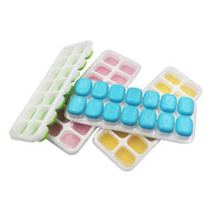 Bandejas de hielo apilables de silicona de grado alimenticio <span class=keywords><strong>Mini</strong></span> 14 cavidades Bandeja de cubitos de hielo rectangular para hacer hielo en la cocina - Product Image 4