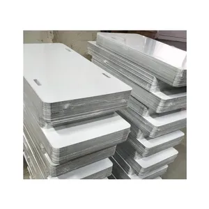 2024 Nieuwigheid Wit Zwart Kleurstof Aluminium Sublimatie Bedrukbaar Metalen Auto Kentekenplaten Blanks 12 "X 6" Zwart Laser Gesneden Auto Licentie