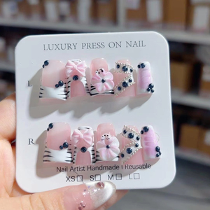 Nuevas <span class=keywords><strong>uñas</strong></span> de pato de estilo francés de lujo con diamantes de imitación Diseño personalizado <span class=keywords><strong>Uñas</strong></span> artificiales Patrón cuadrado para aplicación <span class=keywords><strong>en</strong></span> los dedos - Product Image 1