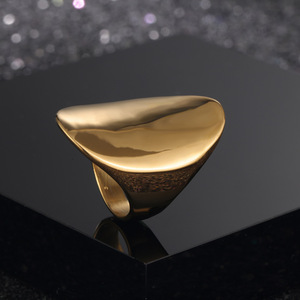 Anillo de Béisbol de Acero Inoxidable para Mujer, Chapado en Oro de 18K, Joyería de Lujo para Regalo Festivo, para Europa y América - Product Image 1