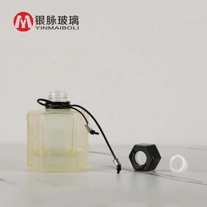 YINMAI Máy Khuếch Tán Hương Thơm Sang Trọng Tùy Chỉnh Hương Thơm Hình Lục Giác 200Ml Kèm Gậy Mây - Product Image 4