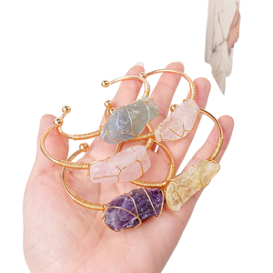 Bracciale Artigianale in Ametista, <span class=keywords><strong>Quarzo</strong></span> Rosa e <span class=keywords><strong>Citrino</strong></span>, <span class=keywords><strong>Pietra</strong></span> Grezza Naturale, Forma Irregolare, Bracciale Portafortuna in Cristallo - Product Image 1