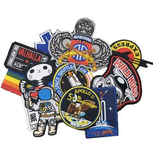 Écussons et badges brodés personnalisés pour vêtements, chapeaux et vestes – Logo brodé intégral en tissu, thermocollant, pour un style cool et unique - Product Image 1