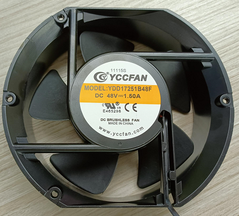 Yccfan 172*150*51mm 24V Brushless DC Axial Cooling Fan 2500-5300RPM 60W-8.88W ISO9001/ISO14001/CUL Certified