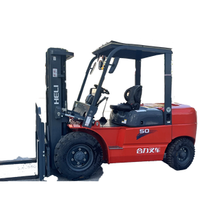 Chariot élévateur diesel d'occasion certifié CE HELI CPCD50 5 tonnes |   Configuration du port |   Avec déplaceur latéral et pneus pleins - Product Image 1